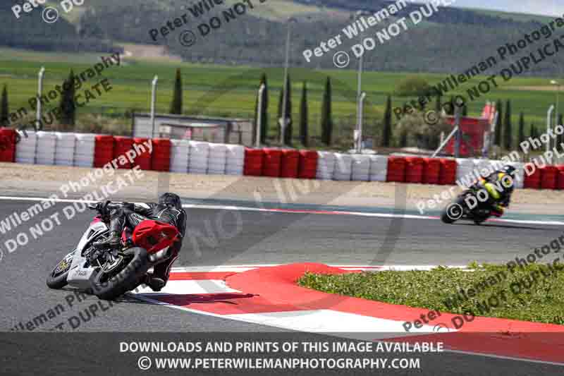 cadwell no limits trackday;cadwell park;cadwell park photographs;cadwell trackday photographs;enduro digital images;event digital images;eventdigitalimages;navarra;no limits trackdays;peter wileman photography;racing digital images;trackday digital images;trackday photos